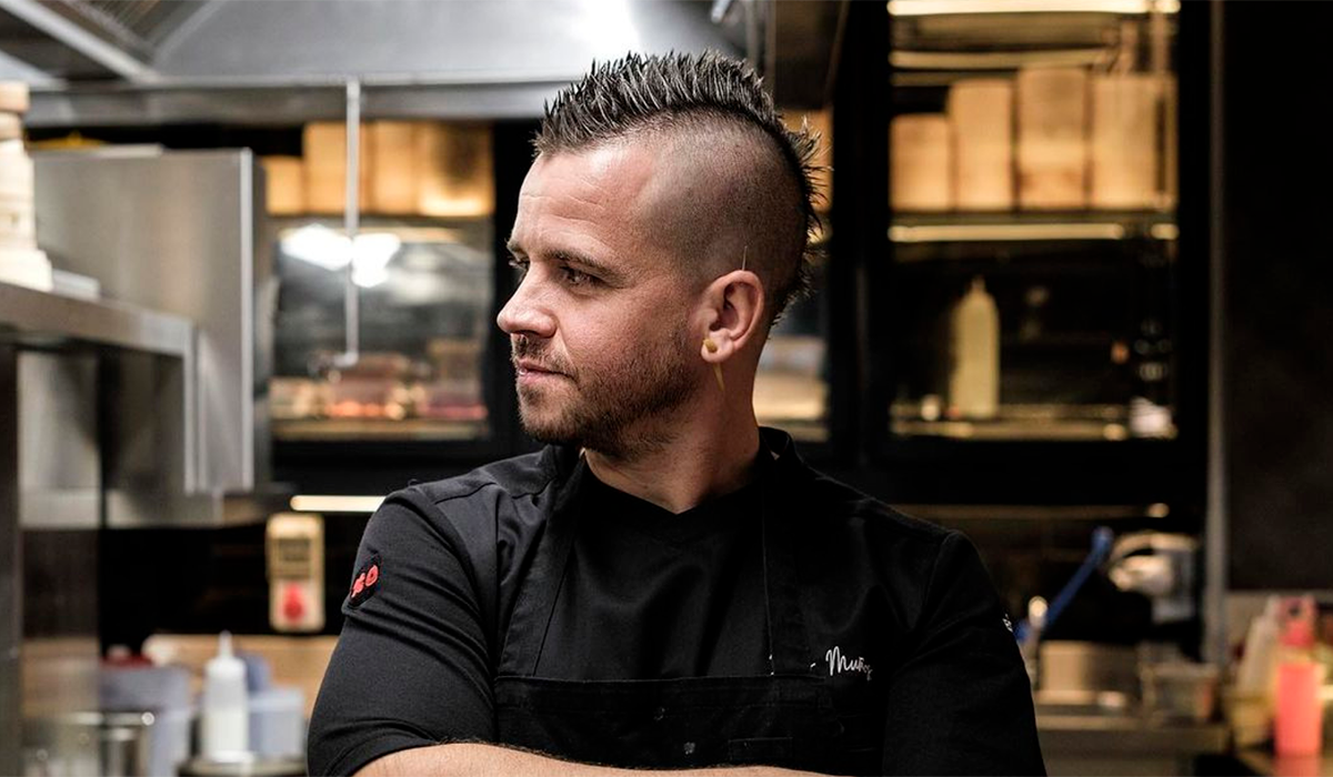 foto-dabiz-muñoz-en-la-cocina